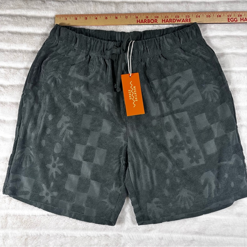 Shorts Set - Picture 11 of 14